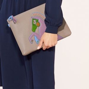 Tory Burch Horse Logo Gray Pebbled Leather Clutch